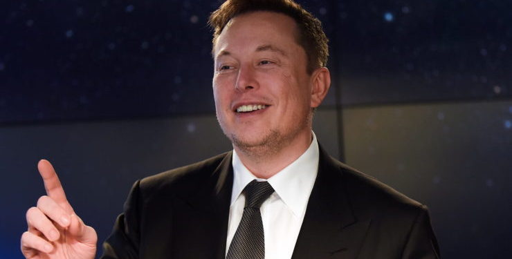 Elon Musk: ¿exagera el potencial de su tecnología Neuralink para conectar el cerebro humano con una computadora?