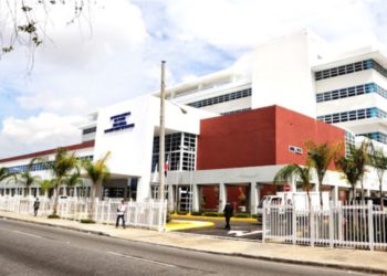 El gobierno niega privatización hospital oncológico