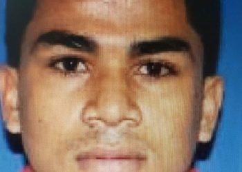 Matan de varias puñaladas a joven en sector Pueblo Abajo