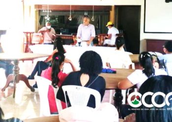 Autoridades de Salud se reúnen con colaboradores de las Unidades de Atención Primaria