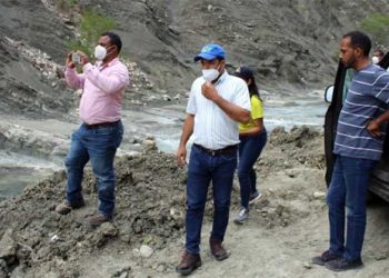 Comisión de Obras Públicas evalúa puntos críticos carretera El Pinar – Los Tramojos