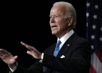Biden: A los latinos les va a ir mejor si Trump deja la Casa Blanca