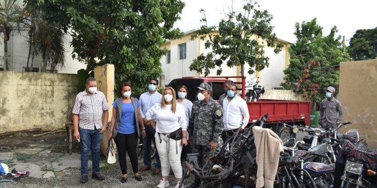 Gobernadora dice presos en Ocoa viven en condiciones deplorable; creará condiciones para mejorar la situación.