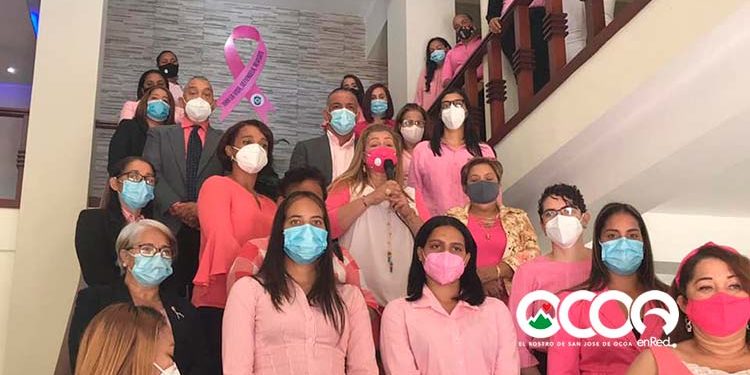 Gobernación ofrece charla a personal alcaldía Sabana Larga sobre cáncer de mama