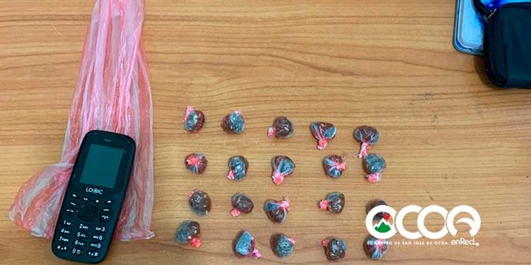 Policía de Ocoa apresa  hombre con presunta marihuana