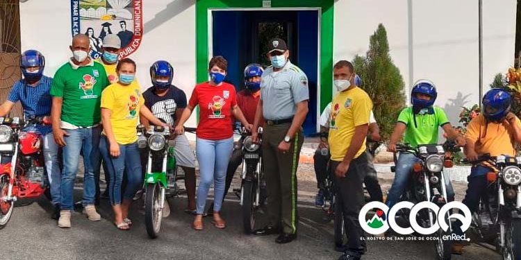 Entregan cascos protectores a motoconchos en la “Semana Seguridad Vial Ocoa 2020”