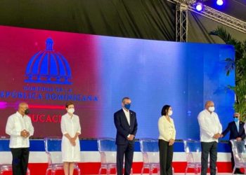 Presidente Abinader encabeza inicio atípico año escolar