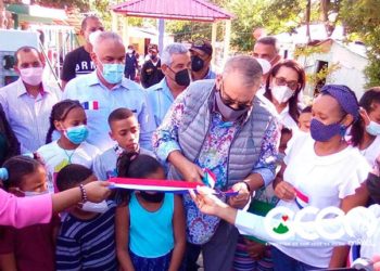 Pedro Alegría continúa aportando al desarrollo de Ocoa; entrega parque comunidad La Barra