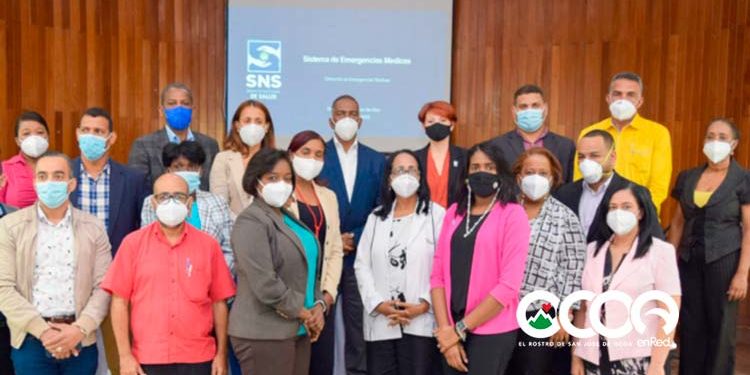 Sistema de Emergencia 911 y SNS imparten taller a directores de hospitales
