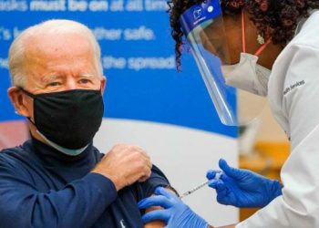 Joe Biden dice los días más oscuros de la pandemia “están por llegar”