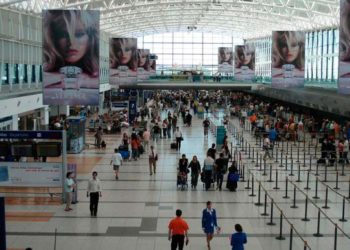 Joe Biden anuncia  pasajeros que viajen a EEUU deberán hacer una cuarentena a su llegada