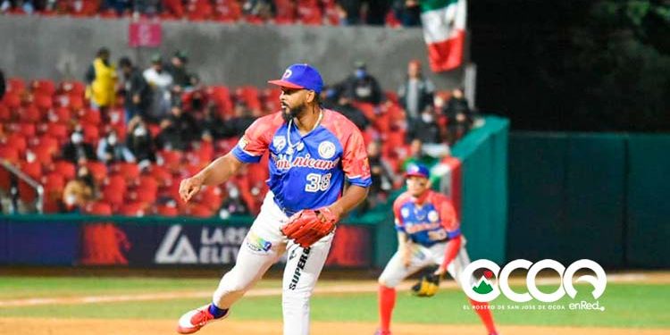 Jhan Maríñez sacó el último out con las bases llenas, para acabar la rebelión de los panameños.