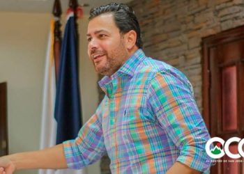 Alcalde anuncia aumento 20% salario y seguro de vida y riesgo laborales para embellecedores