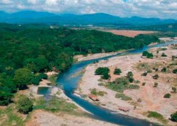 Medio Ambiente anuncia que intervendrá el río Nizao para restablecer su cauce
