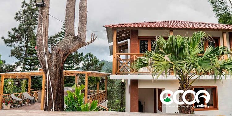 Joven muere al caer supuestamente de segundo piso de Villas Tatón