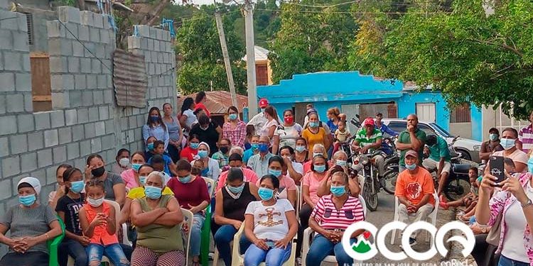 Edesur pone en marcha  varios proyectos de electrificación en Ocoa