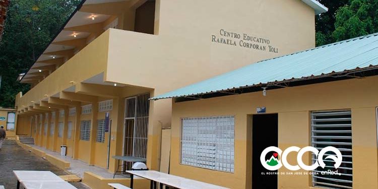 Ingenieros y colaboradores de EGEHID remozan 136 escuelas en Ocoa y Cambita