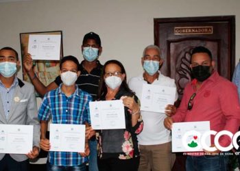 INAP y Gobernación Ocoa entregan certificados de curso de inducción Administración Publica