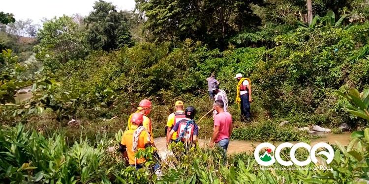 Continúan búsqueda joven arrastrada por el rio Mahoma