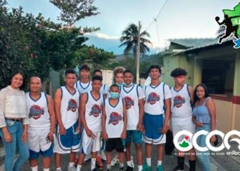 La Ciénaga inaugura torneo baloncesto juvenil dedicado a jóvenes fallecidos