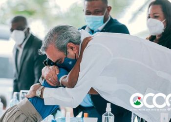 Presidente Abinader encabeza el retorno gradual a la de educación presencial tras un año de pandemia