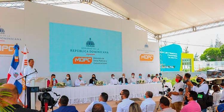 Gobierno anuncia obras millonarias para municipios y distritos de Ocoa