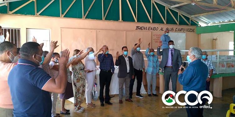 Juramentan nueva directiva de la Asociación Pro-Bienestar del Naranjal