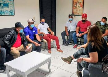 Productores de cebolla de la Horma suspenden protesta; gobernadora canalizará ayuda