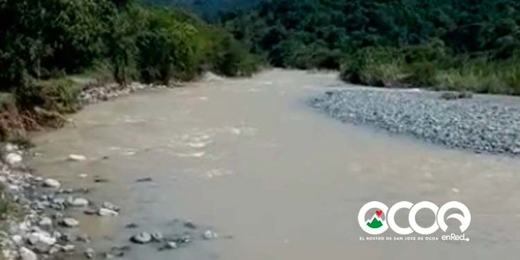 VIDEO: Unas 11  comunidades incomunicadas en zona Rosalito por lluvias de Elsa