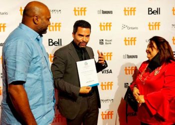 Consulado dominicano en Toronto reconoce al director de cine Manny Pérez