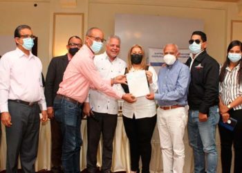 EGEHID entrega avance para obras en Ocoa y otras provincias