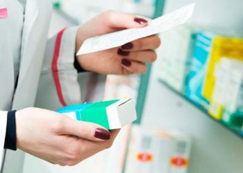 Recetas médicas serán aceptadas en farmacias, aunque médicos no estén afiliados a ARS