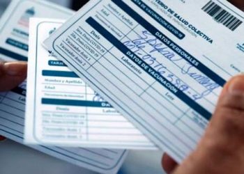 Iglesias y centros de salud únicos lugares a los que puedes ingresar sin tarjeta de vacunación