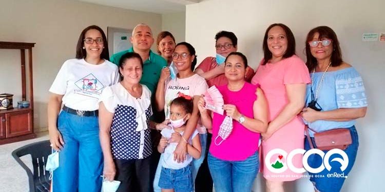 UPO entrega recursos a la ASEUNO para reparación bomba sumergible de agua