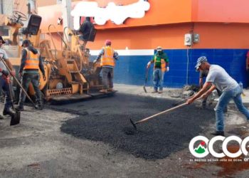Obras Públicas inicia asfaltado de calles de San José de Ocoa; gobernadora destaca apoyo del presidente