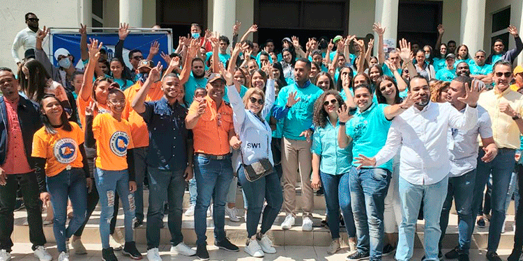 Ministro Juventud juramenta voluntariados de la Junta Juvenil de Ocoa