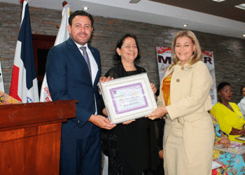 Reconocen 20 mujeres ocoeñas en el Día Internacional de la Mujer