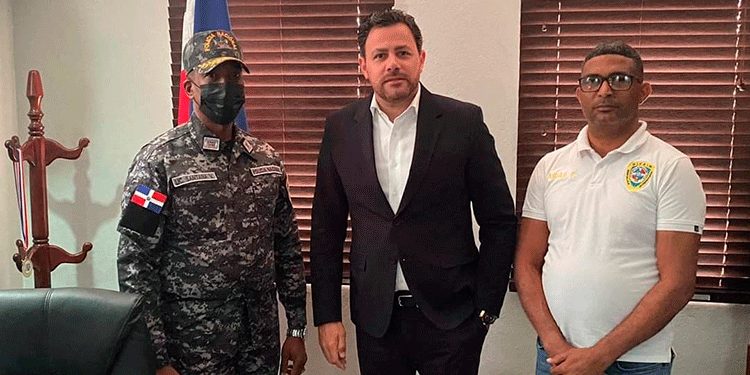 «Cartel de los Retrovisores» azota a Ocoa; violentan decenas de vehículos.