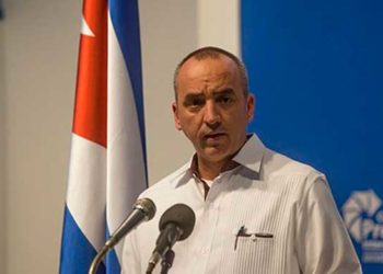 Minrex denuncia política migratoria de EEUU hacia Cuba que favorece viajes ilegales e inseguros