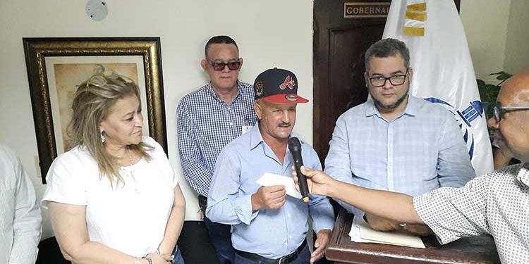 Director del FEDA juramenta técnicos en Ocoa; Bienvenido Pujols director provincial