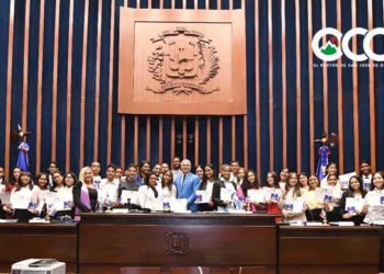 Estudiantes ocoeños vivieron la experiencia de ser senadores por un día