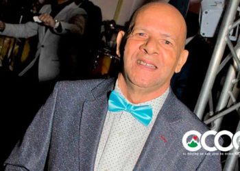 Presidente Abinader pensiona al locutor Danny Ortiz; Una trayectoria de 46 años