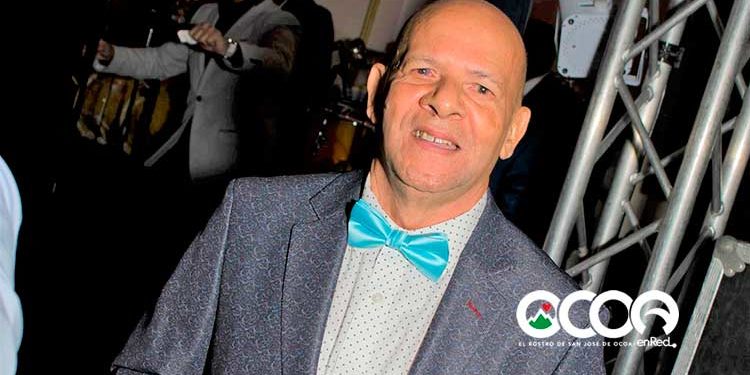 Presidente Abinader pensiona al locutor Danny Ortiz; Una trayectoria de 46 años