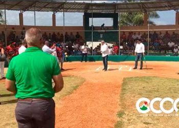 Sabana Larga canta play ball; cuatro equipos se disputan el trofeo campeón