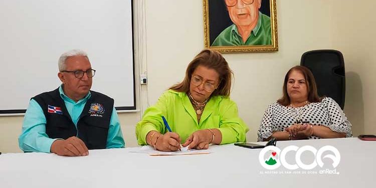 ADESJO y Gobernación Ocoa firman acuerdo de colaboración