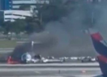 Tres personas heridas en avión de RD que se incendió al aterrizar en aeropuerto de Miami