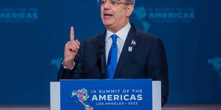 Abinader en la Cumbre de Las Américas: «RD no puede cargar sola con los problemas de Haití»