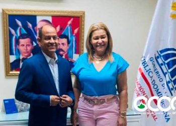 Gobierno entrega tres minibuses este jueves en Ocoa