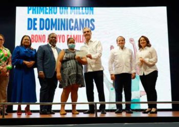 Abinader anuncia entrega de bono de RD$1500 a un millón de hogares; Ocoa le toca en agosto
