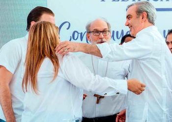 ¿Sera cierto ¿: Abinader confirma a gobernadora inicios trabajos carretera Nizao-Rancho Arriba